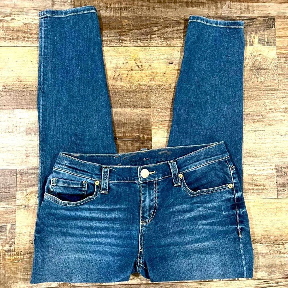 Women’s Skinny Fit Denim Jeans
